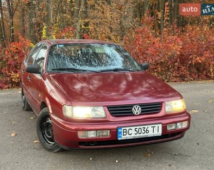 Красный Фольксваген Пассат, объемом двигателя 1.9 л и пробегом 321 тыс. км за 2650 $, фото 2 на Automoto.ua