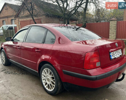 Красный Фольксваген Пассат, объемом двигателя 1.6 л и пробегом 350 тыс. км за 2699 $, фото 8 на Automoto.ua