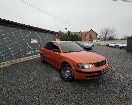 Красный Фольксваген Пассат, объемом двигателя 1.6 л и пробегом 380 тыс. км за 4999 $, фото 2 на Automoto.ua