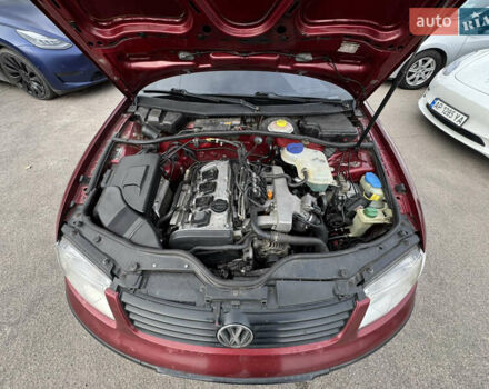 Красный Фольксваген Пассат, объемом двигателя 1.78 л и пробегом 315 тыс. км за 3000 $, фото 9 на Automoto.ua