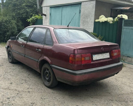 Красный Фольксваген Пассат, объемом двигателя 1.9 л и пробегом 365 тыс. км за 2250 $, фото 3 на Automoto.ua