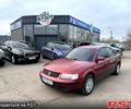 Красный Фольксваген Пассат, объемом двигателя 1.8 л и пробегом 315 тыс. км за 3000 $, фото 1 на Automoto.ua