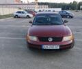 Красный Фольксваген Пассат, объемом двигателя 1.6 л и пробегом 476 тыс. км за 2700 $, фото 1 на Automoto.ua