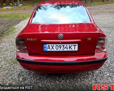 Червоний Фольксваген Пассат, об'ємом двигуна 1.8 л та пробігом 215 тис. км за 2700 $, фото 5 на Automoto.ua