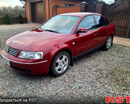 Червоний Фольксваген Пассат, об'ємом двигуна 1.8 л та пробігом 215 тис. км за 2700 $, фото 2 на Automoto.ua