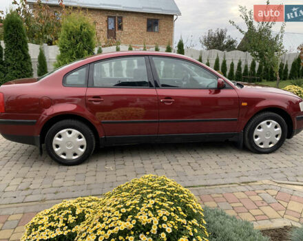 Красный Фольксваген Пассат, объемом двигателя 1.6 л и пробегом 213 тыс. км за 3550 $, фото 3 на Automoto.ua