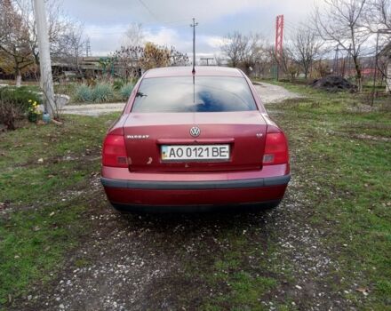 Красный Фольксваген Пассат, объемом двигателя 1.8 л и пробегом 520 тыс. км за 1900 $, фото 3 на Automoto.ua