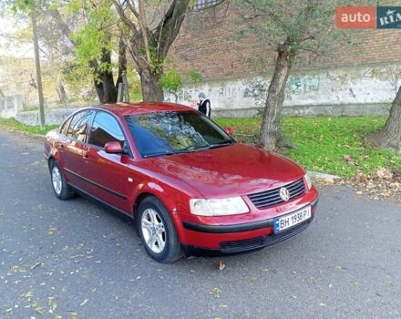 Красный Фольксваген Пассат, объемом двигателя 1.78 л и пробегом 280 тыс. км за 3999 $, фото 7 на Automoto.ua
