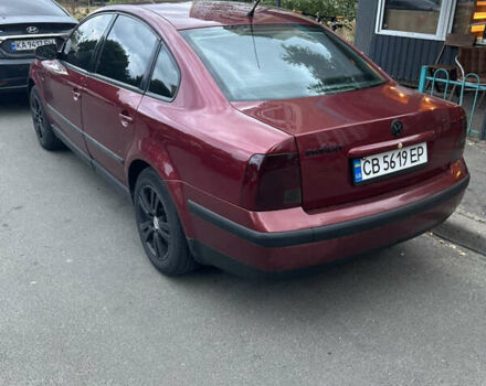 Красный Фольксваген Пассат, объемом двигателя 1.8 л и пробегом 378 тыс. км за 3490 $, фото 2 на Automoto.ua