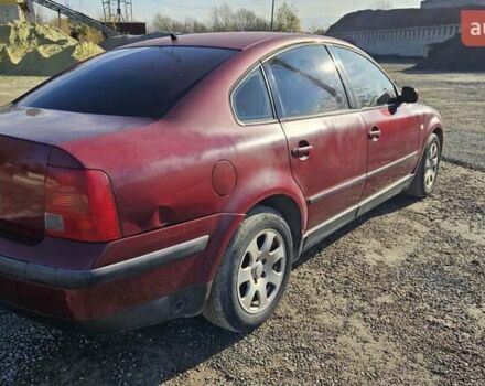 Красный Фольксваген Пассат, объемом двигателя 1.8 л и пробегом 360 тыс. км за 2900 $, фото 1 на Automoto.ua