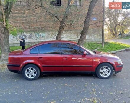 Красный Фольксваген Пассат, объемом двигателя 1.78 л и пробегом 280 тыс. км за 3999 $, фото 8 на Automoto.ua