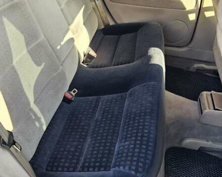 Красный Фольксваген Пассат, объемом двигателя 1.8 л и пробегом 360 тыс. км за 2900 $, фото 4 на Automoto.ua