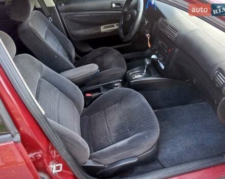 Красный Фольксваген Пассат, объемом двигателя 1.78 л и пробегом 280 тыс. км за 3999 $, фото 18 на Automoto.ua