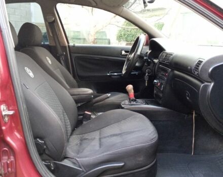 Красный Фольксваген Пассат, объемом двигателя 1.8 л и пробегом 520 тыс. км за 1900 $, фото 9 на Automoto.ua