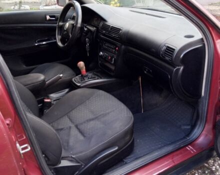 Красный Фольксваген Пассат, объемом двигателя 1.8 л и пробегом 520 тыс. км за 1900 $, фото 11 на Automoto.ua