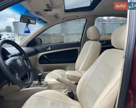 Красный Фольксваген Пассат, объемом двигателя 1.8 л и пробегом 216 тыс. км за 3700 $, фото 26 на Automoto.ua