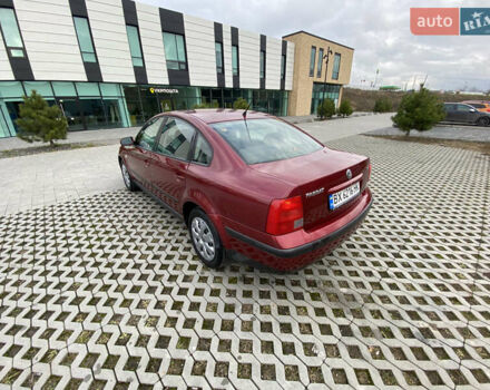 Красный Фольксваген Пассат, объемом двигателя 1.78 л и пробегом 246 тыс. км за 2999 $, фото 11 на Automoto.ua