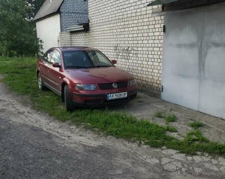 Червоний Фольксваген Пассат, об'ємом двигуна 1.78 л та пробігом 288 тис. км за 3250 $, фото 1 на Automoto.ua