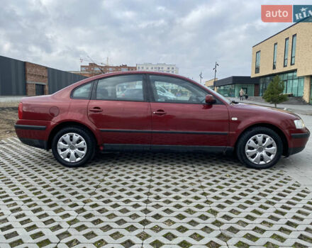 Красный Фольксваген Пассат, объемом двигателя 1.78 л и пробегом 246 тыс. км за 2999 $, фото 3 на Automoto.ua