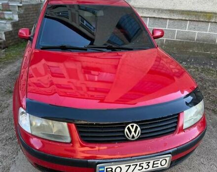Красный Фольксваген Пассат, объемом двигателя 1.8 л и пробегом 290 тыс. км за 3150 $, фото 9 на Automoto.ua