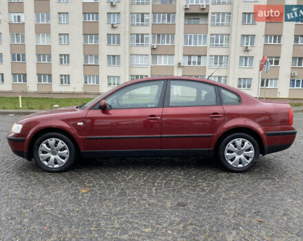 Красный Фольксваген Пассат, объемом двигателя 1.8 л и пробегом 246 тыс. км за 3299 $, фото 8 на Automoto.ua