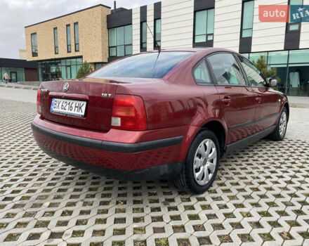 Красный Фольксваген Пассат, объемом двигателя 1.78 л и пробегом 246 тыс. км за 2999 $, фото 4 на Automoto.ua