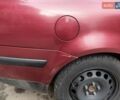 Красный Фольксваген Пассат, объемом двигателя 1.8 л и пробегом 241 тыс. км за 3000 $, фото 3 на Automoto.ua
