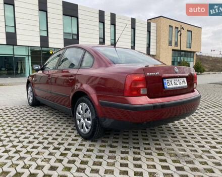 Красный Фольксваген Пассат, объемом двигателя 1.78 л и пробегом 246 тыс. км за 2999 $, фото 6 на Automoto.ua