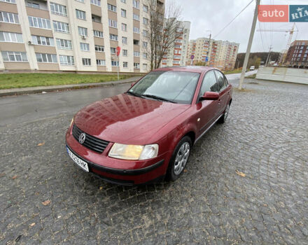 Красный Фольксваген Пассат, объемом двигателя 1.8 л и пробегом 246 тыс. км за 3299 $, фото 9 на Automoto.ua