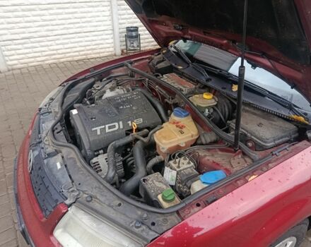 Червоний Фольксваген Пассат, об'ємом двигуна 0 л та пробігом 320 тис. км за 1850 $, фото 5 на Automoto.ua