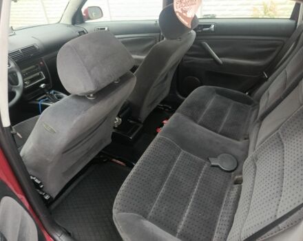 Червоний Фольксваген Пассат, об'ємом двигуна 0 л та пробігом 320 тис. км за 1850 $, фото 7 на Automoto.ua