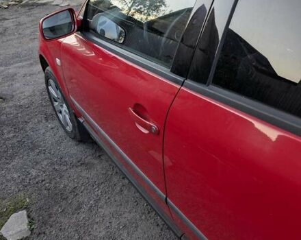 Красный Фольксваген Пассат, объемом двигателя 1.6 л и пробегом 231 тыс. км за 4200 $, фото 6 на Automoto.ua