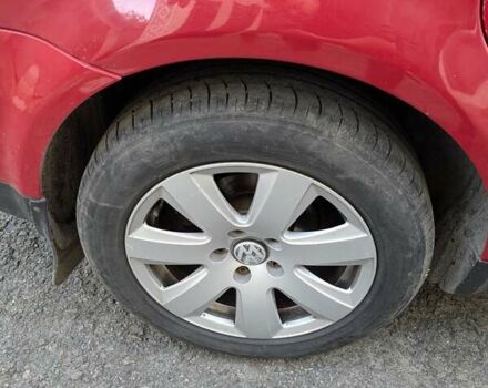 Красный Фольксваген Пассат, объемом двигателя 1.6 л и пробегом 231 тыс. км за 4200 $, фото 5 на Automoto.ua