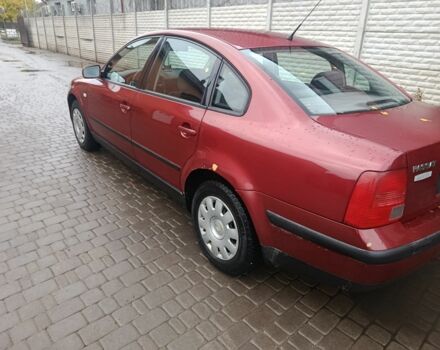 Червоний Фольксваген Пассат, об'ємом двигуна 0 л та пробігом 320 тис. км за 1850 $, фото 4 на Automoto.ua