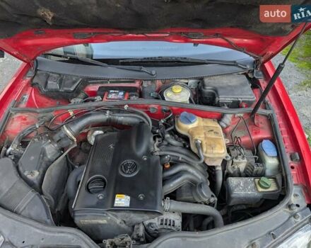 Красный Фольксваген Пассат, объемом двигателя 1.6 л и пробегом 231 тыс. км за 4200 $, фото 8 на Automoto.ua