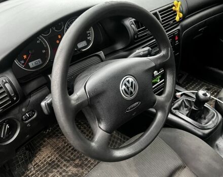 Червоний Фольксваген Пассат, об'ємом двигуна 1.9 л та пробігом 390 тис. км за 1650 $, фото 4 на Automoto.ua