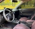 Красный Фольксваген Пассат, объемом двигателя 1.8 л и пробегом 350 тыс. км за 3900 $, фото 4 на Automoto.ua
