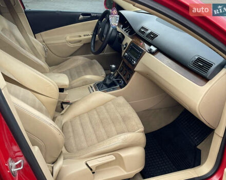 Красный Фольксваген Пассат, объемом двигателя 1.9 л и пробегом 308 тыс. км за 5000 $, фото 46 на Automoto.ua