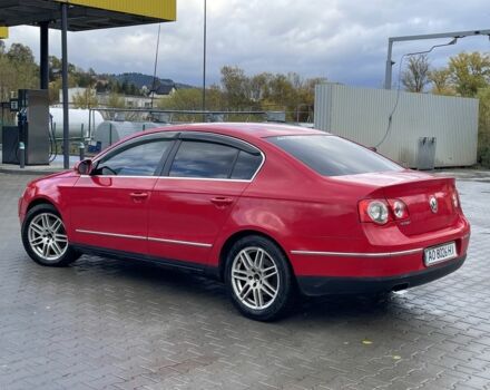 Красный Фольксваген Пассат, объемом двигателя 1.9 л и пробегом 300 тыс. км за 5000 $, фото 4 на Automoto.ua