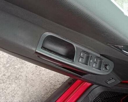 Красный Фольксваген Пассат, объемом двигателя 2 л и пробегом 254 тыс. км за 7999 $, фото 9 на Automoto.ua