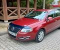 Красный Фольксваген Пассат, объемом двигателя 2 л и пробегом 290 тыс. км за 8900 $, фото 1 на Automoto.ua