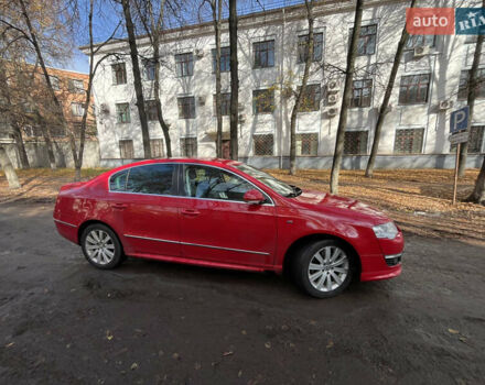 Красный Фольксваген Пассат, объемом двигателя 1.39 л и пробегом 259 тыс. км за 7100 $, фото 2 на Automoto.ua