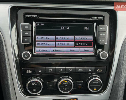 Червоний Фольксваген Пассат, об'ємом двигуна 2.5 л та пробігом 174 тис. км за 10300 $, фото 14 на Automoto.ua