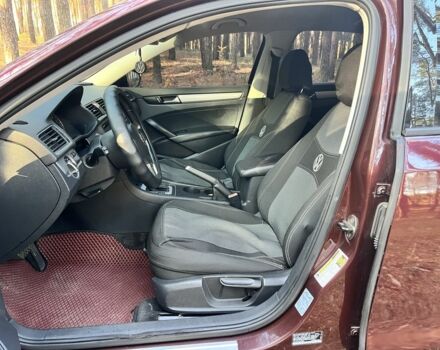 Червоний Фольксваген Пассат, об'ємом двигуна 2.5 л та пробігом 370 тис. км за 7850 $, фото 6 на Automoto.ua