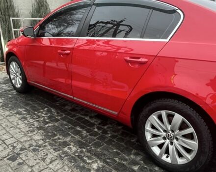 Красный Фольксваген Пассат, объемом двигателя 1.4 л и пробегом 314 тыс. км за 8700 $, фото 1 на Automoto.ua