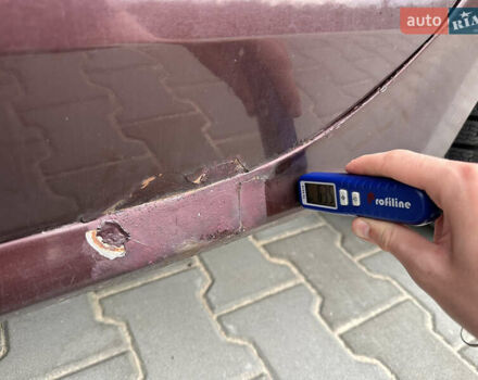 Красный Фольксваген Пассат, объемом двигателя 2.48 л и пробегом 384 тыс. км за 8499 $, фото 16 на Automoto.ua