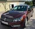 Красный Фольксваген Пассат, объемом двигателя 1.98 л и пробегом 220 тыс. км за 11000 $, фото 1 на Automoto.ua