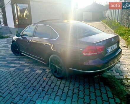 Червоний Фольксваген Пассат, об'ємом двигуна 2.5 л та пробігом 262 тис. км за 8499 $, фото 5 на Automoto.ua