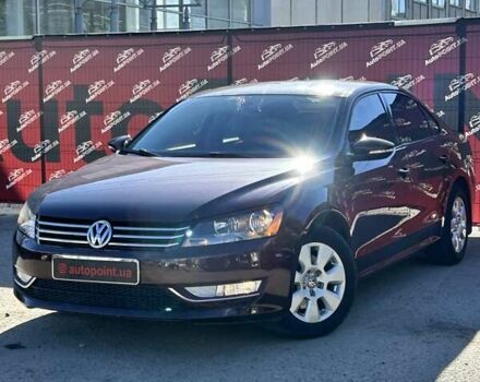 Красный Фольксваген Пассат, объемом двигателя 2.48 л и пробегом 122 тыс. км за 9500 $, фото 2 на Automoto.ua