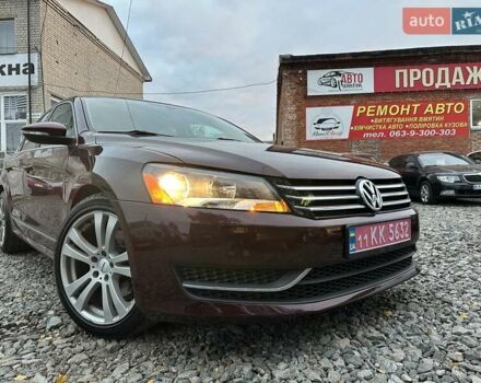 Красный Фольксваген Пассат, объемом двигателя 2.5 л и пробегом 186 тыс. км за 11200 $, фото 9 на Automoto.ua